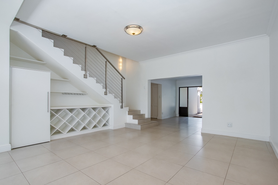 To Let 4 Bedroom Property for Rent in Val De Vie Estate Western Cape